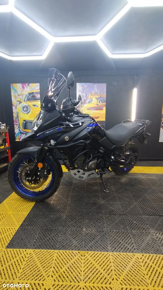 Suzuki V-STROM - 3