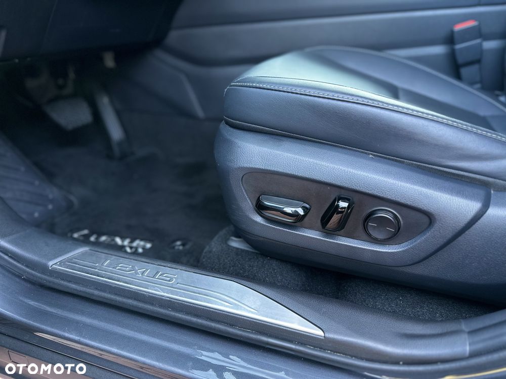 Lexus NX 350h Prestige 2WD - 25