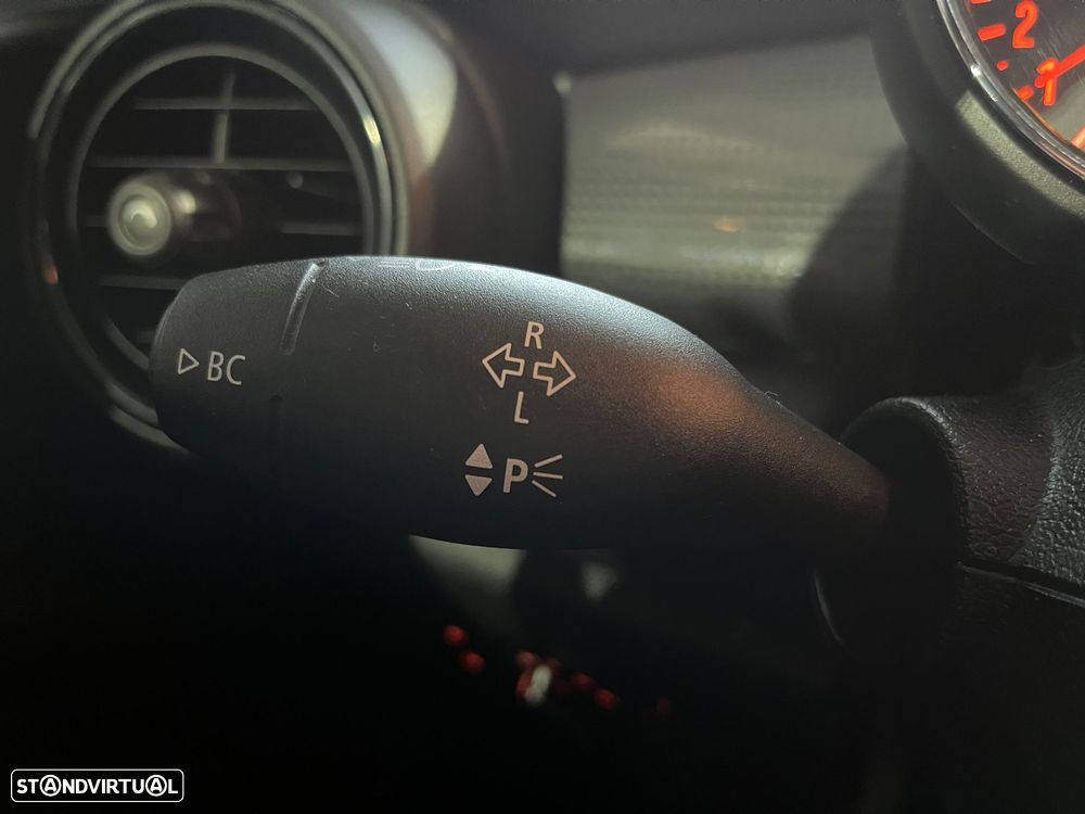 MINI 5 Portas Cooper D Seven Chili - 34