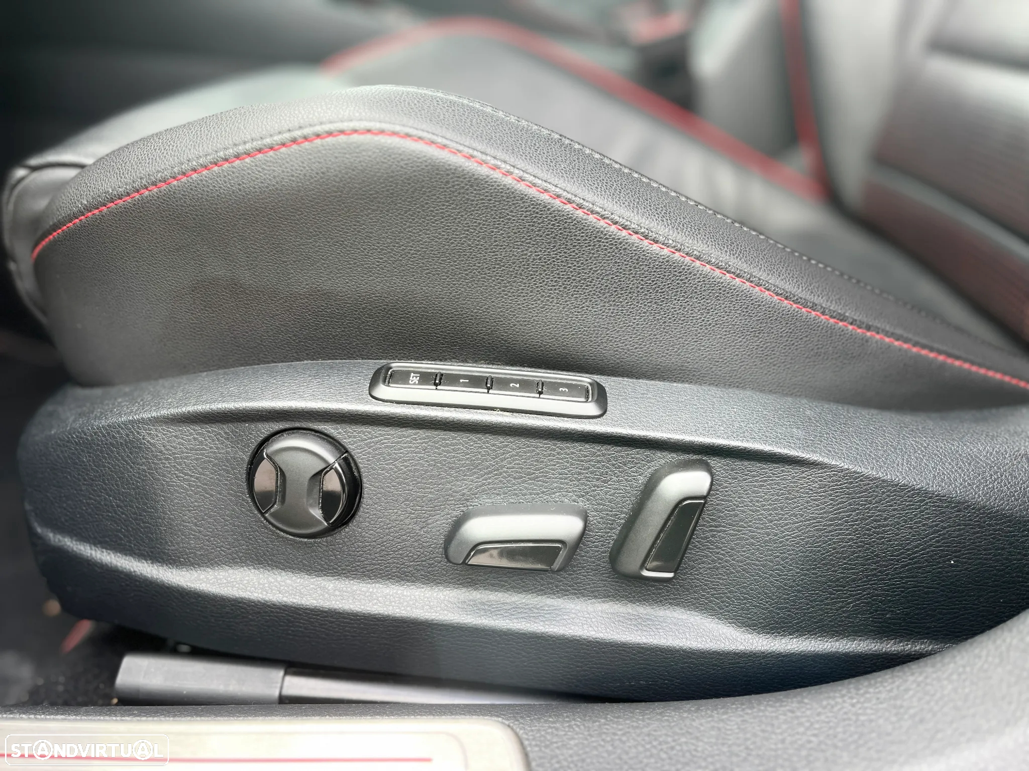 VW Golf 2.0 TSI GTi TCR DSG - 16