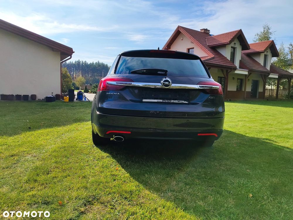 Opel Insignia 2.0 CDTI Cosmo S&S - 9