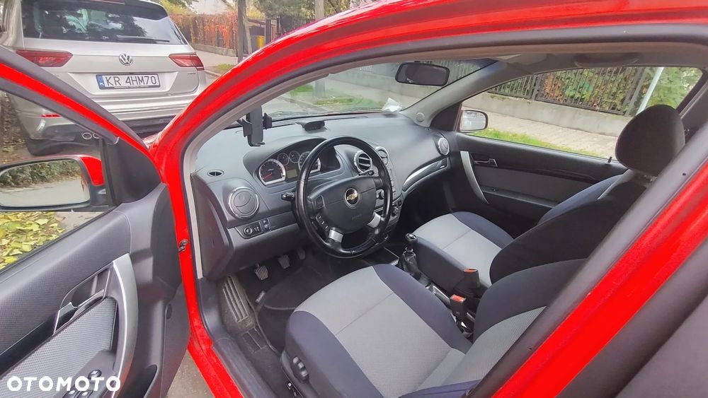 Chevrolet Aveo - 2