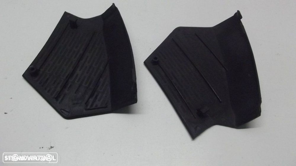 Mercedes W123 tampas das colunas - 2