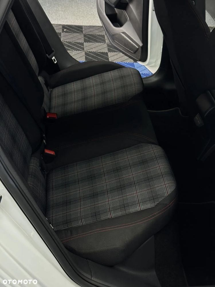 Volkswagen Polo 2.0 TSI GTI DSG - 20