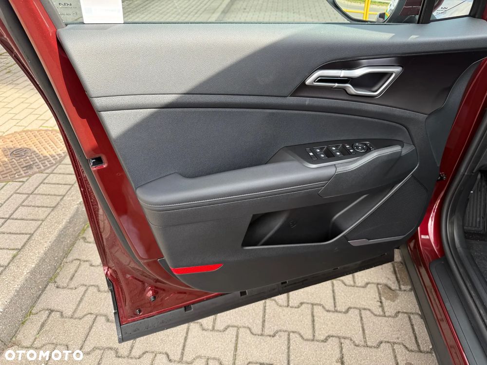 Kia Sportage 1.6 T-GDI HEV Anniversary 2WD - 16