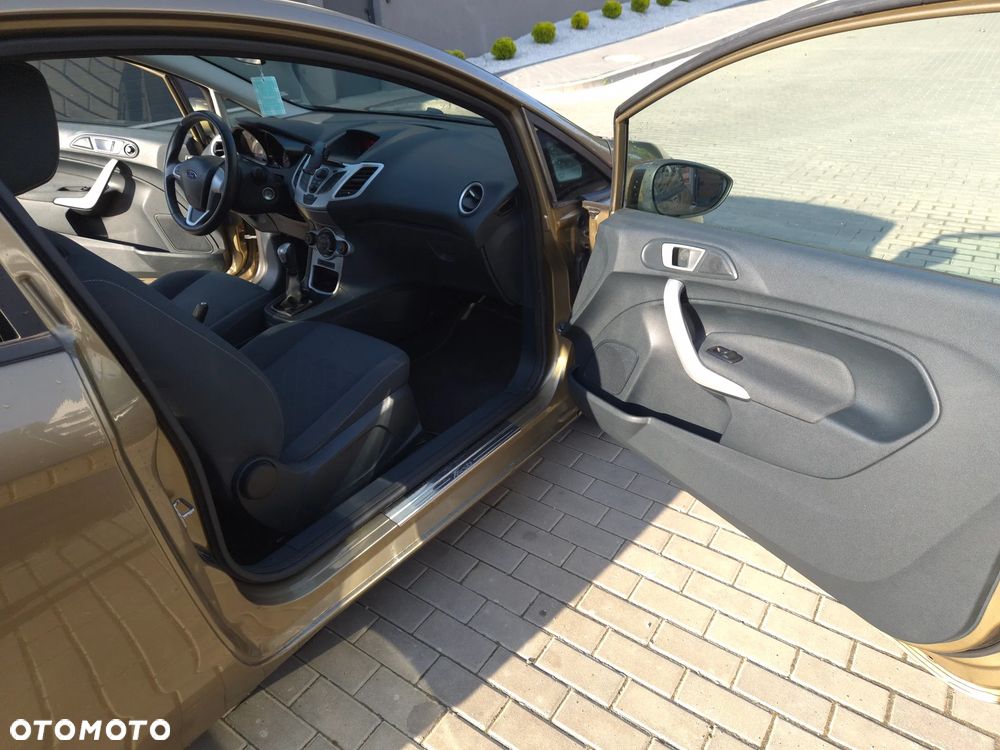 Ford Fiesta 1.25 Trend EU5 - 31