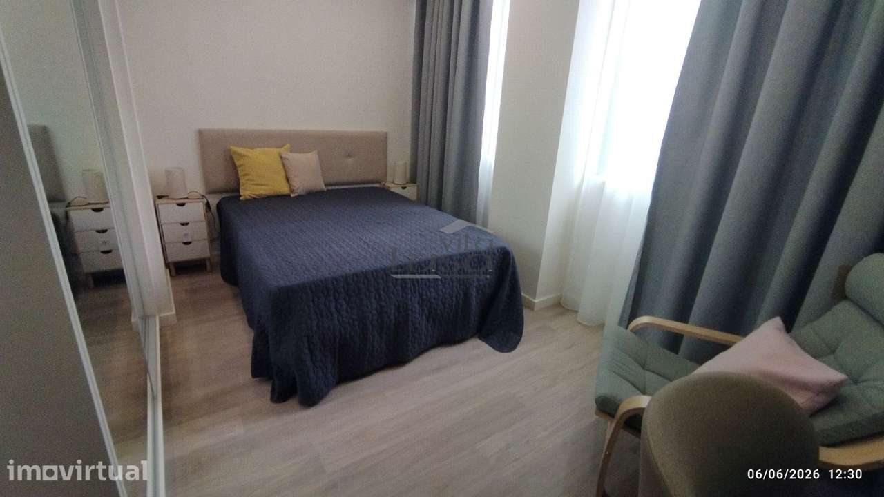 Excelente apartamento, mobilado, junto à estação da Trindade Pronto... - Grande imagem: 4/11