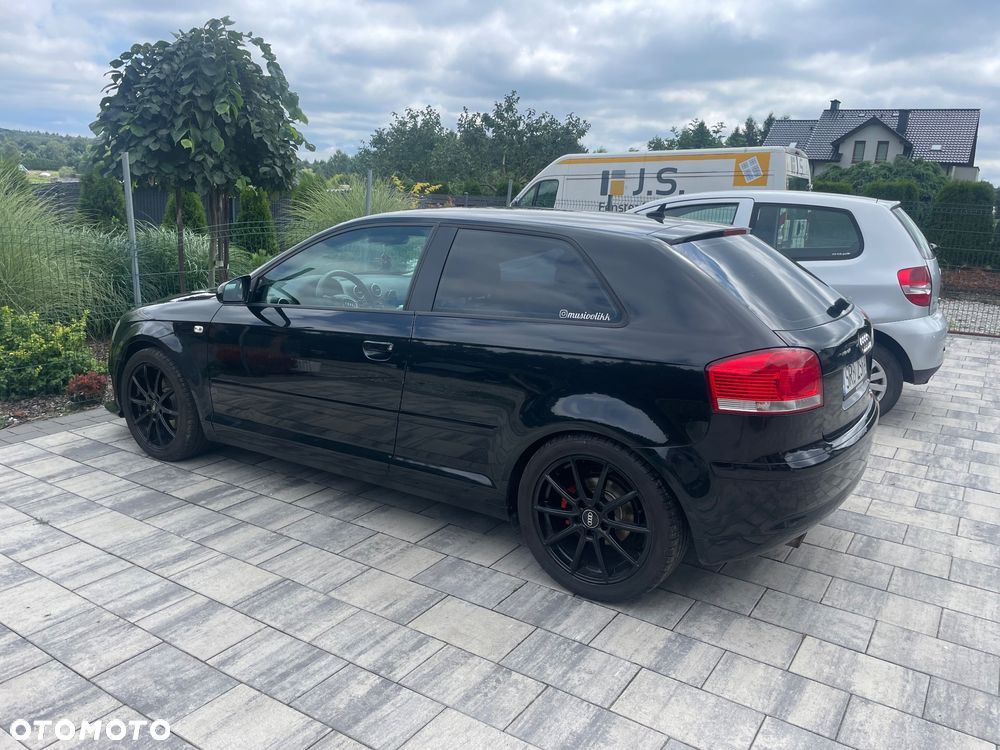Audi A3 3-drzwiowe 1.6 Attraction - 11