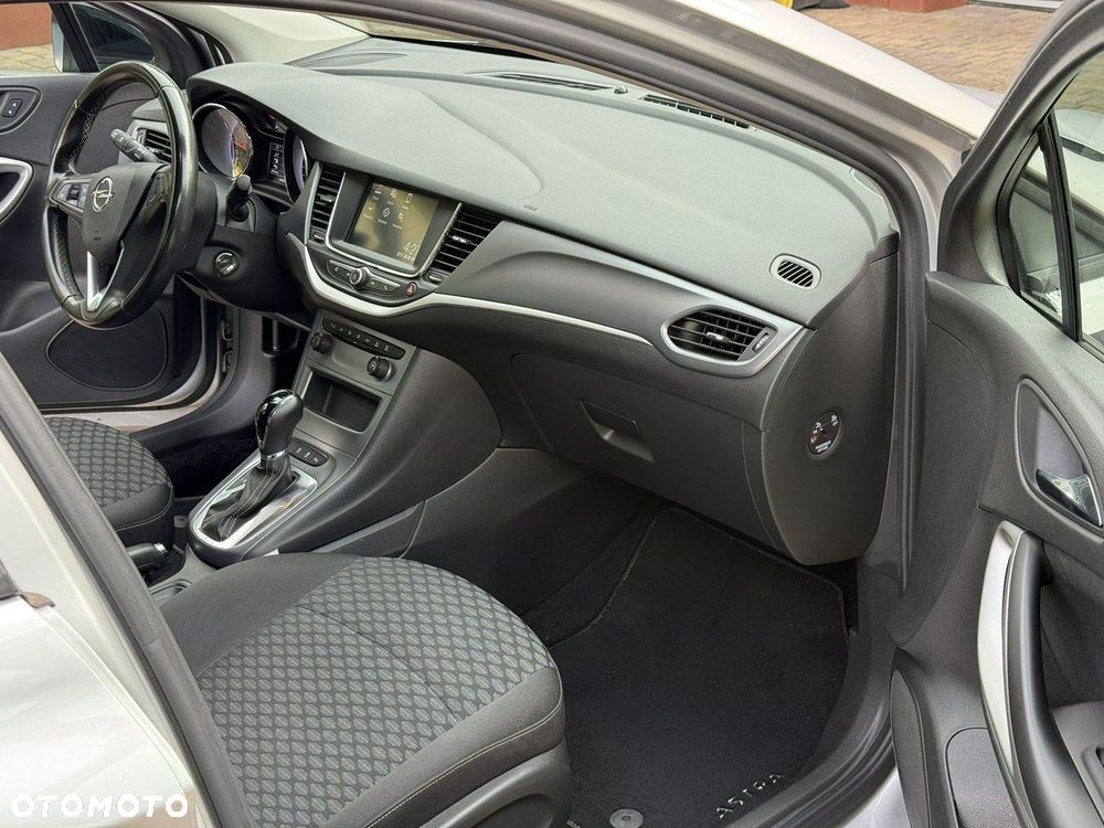 Opel Astra - 8