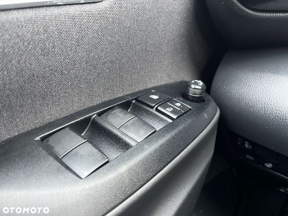 Toyota Yaris Hybrid 1.5 Style - 30