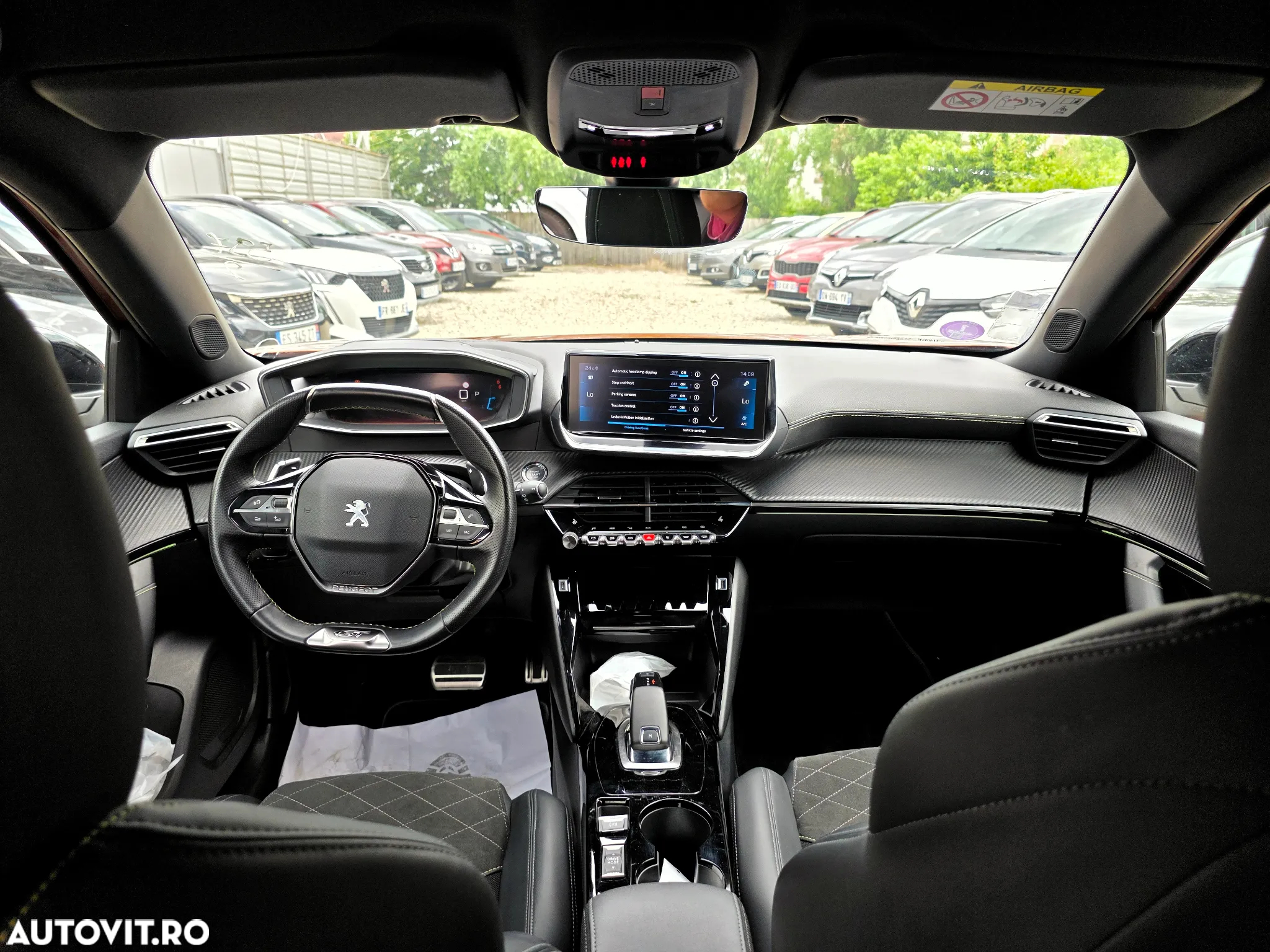 Peugeot 2008 PureTech 155 EAT8 GT Pack - 21