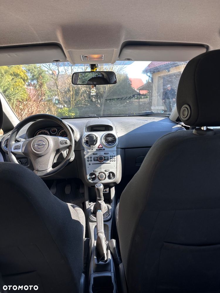 Opel Corsa 1.2 16V Enjoy - 7