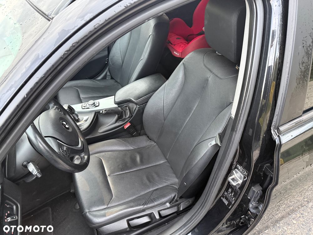 BMW Seria 3 - 17