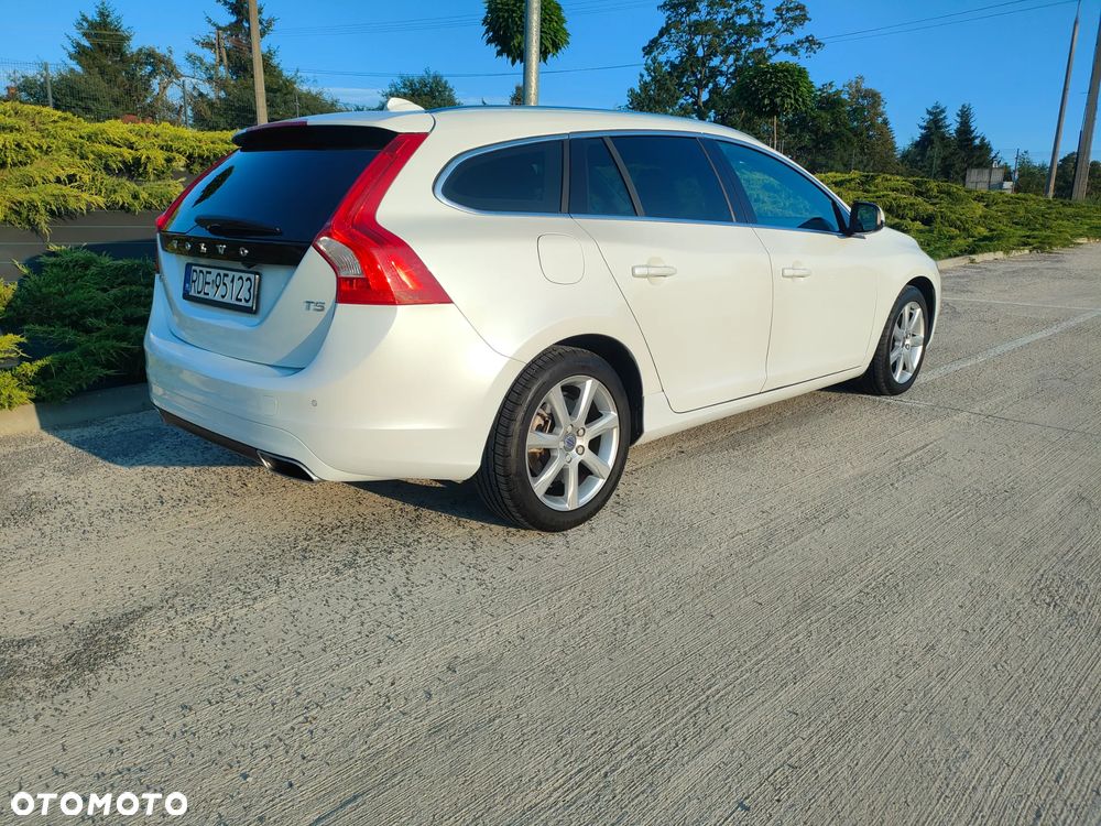 Volvo V60 - 8