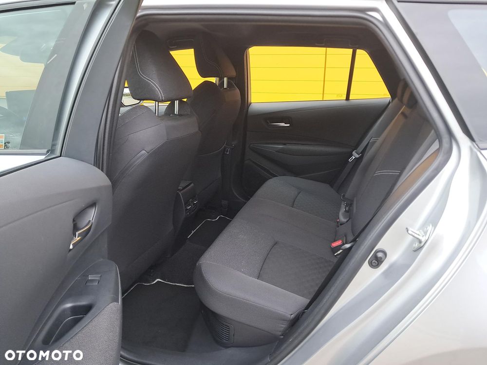 Toyota Corolla 1.8 Hybrid Comfort - 12