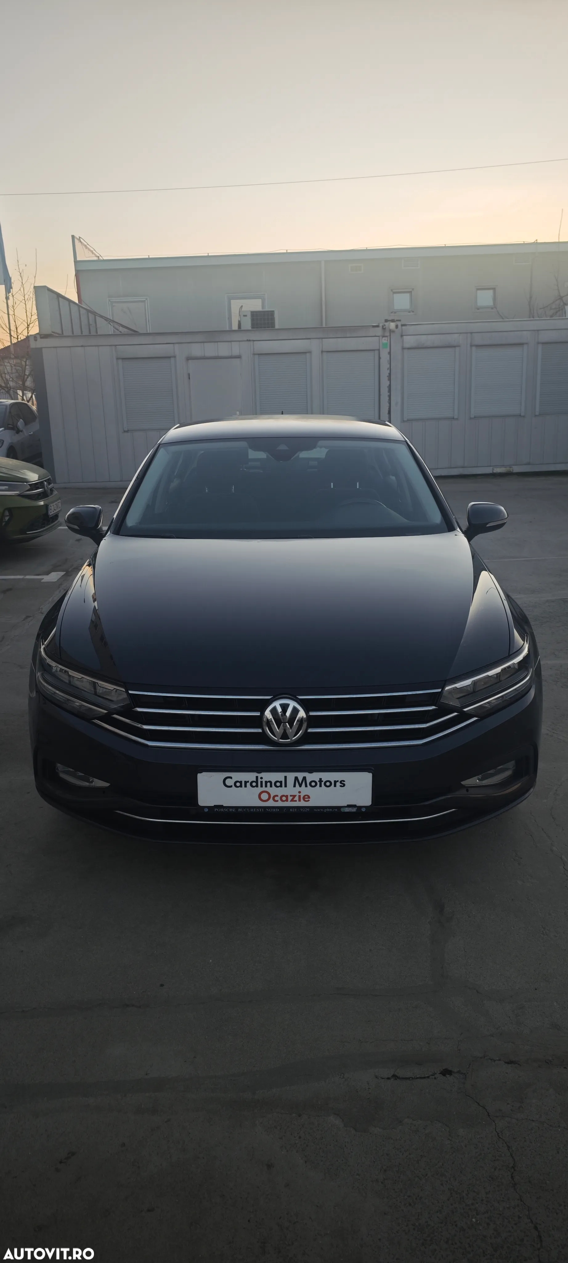 Volkswagen Passat 2.0 TDI DSG Comfortline - 2