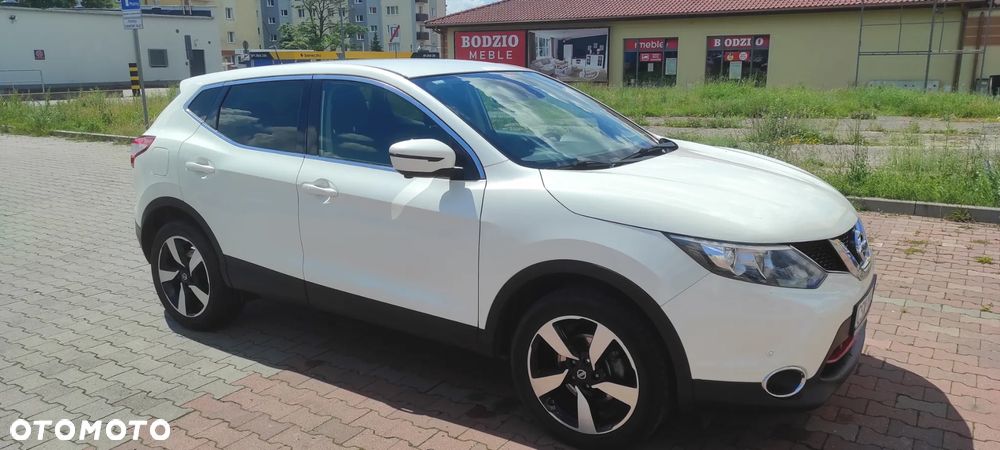Nissan Qashqai 1.2 DIG-T 360 - 2