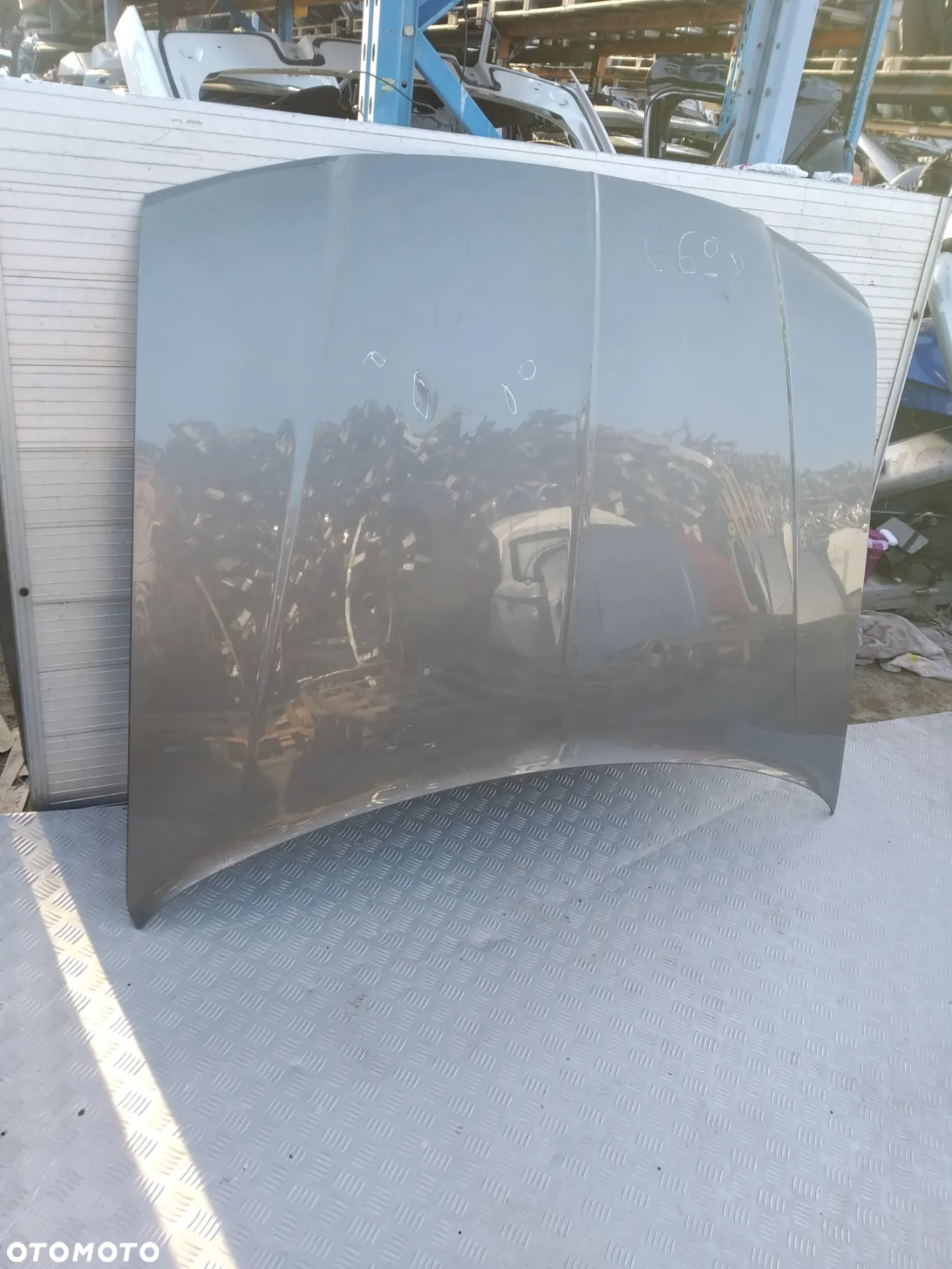 G698 CHRYSLER 300C MASKA - 2