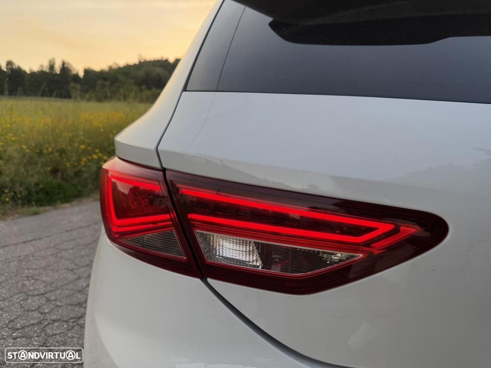 SEAT Leon 2.0 TDI DPF S&S FR - 14