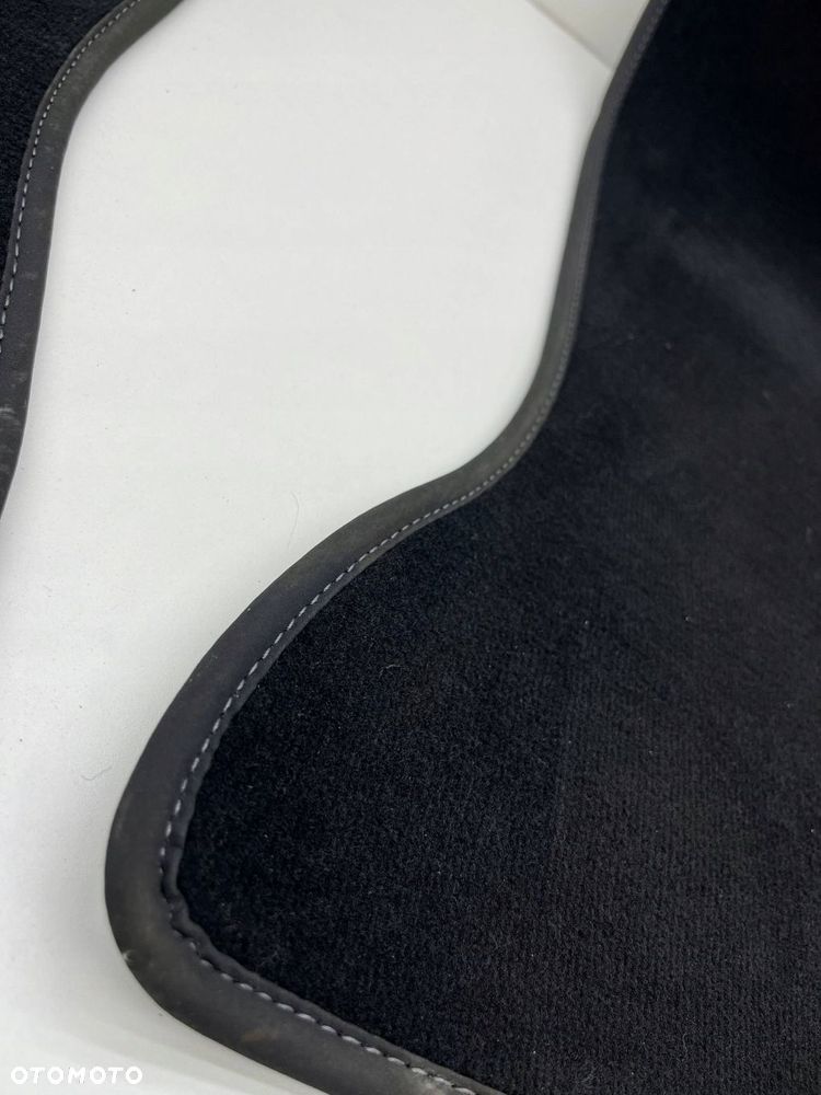 mercedes w246 w176 amg dywaniki welurowe komplet a1176804600 - 9