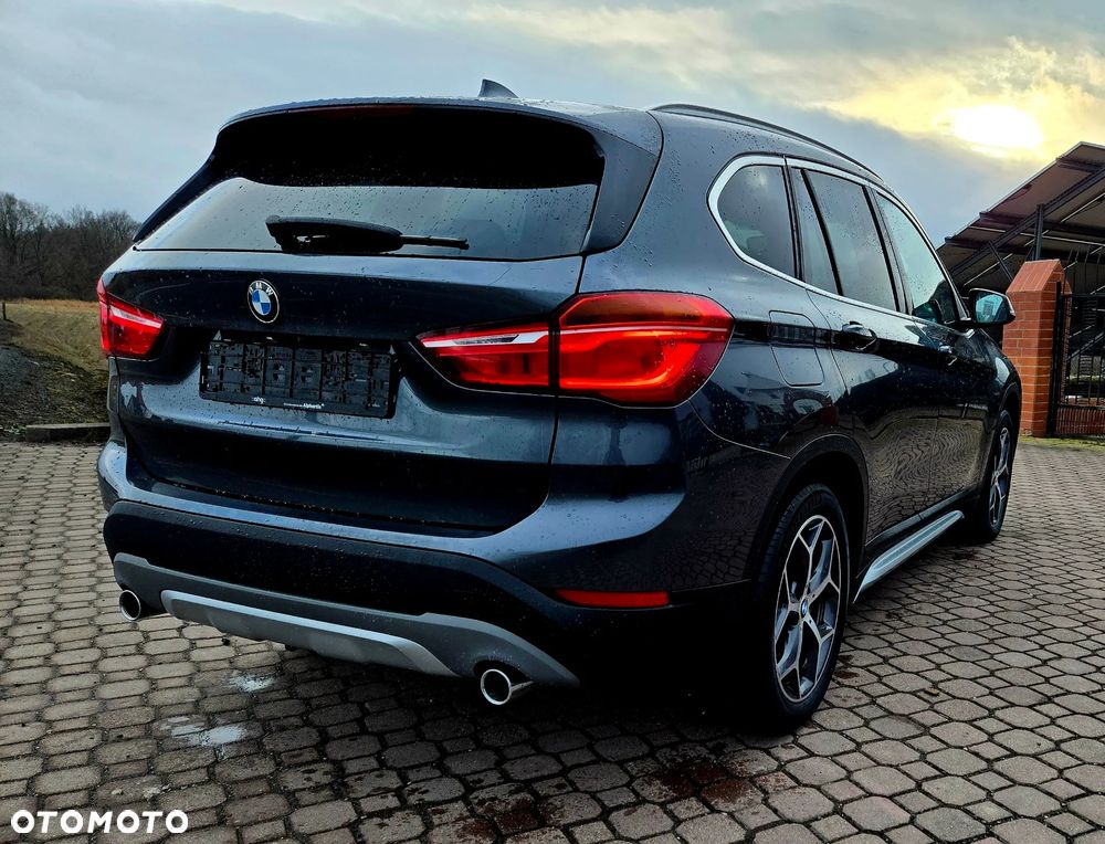 BMW X1 xDrive18d Sport Line - 7