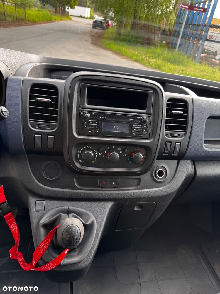 Opel Vivaro - 9