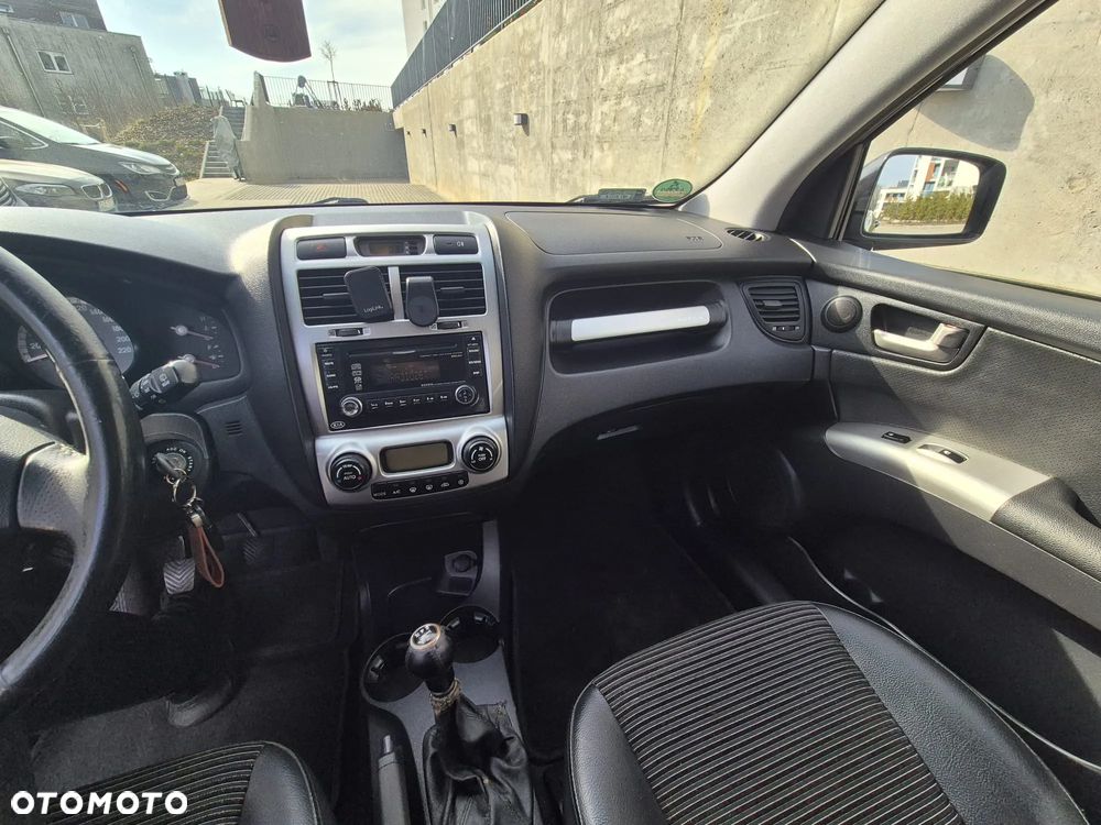 Kia Sportage 2.0 2WD LX - 16