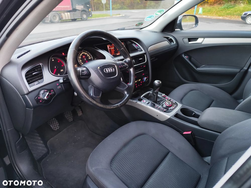 Audi A4 Avant 2.0 TDI DPF Ambition - 6