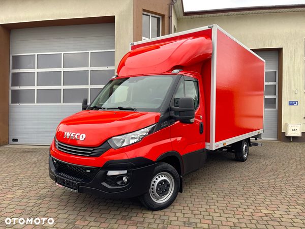 Iveco Daily Izoterma Winda