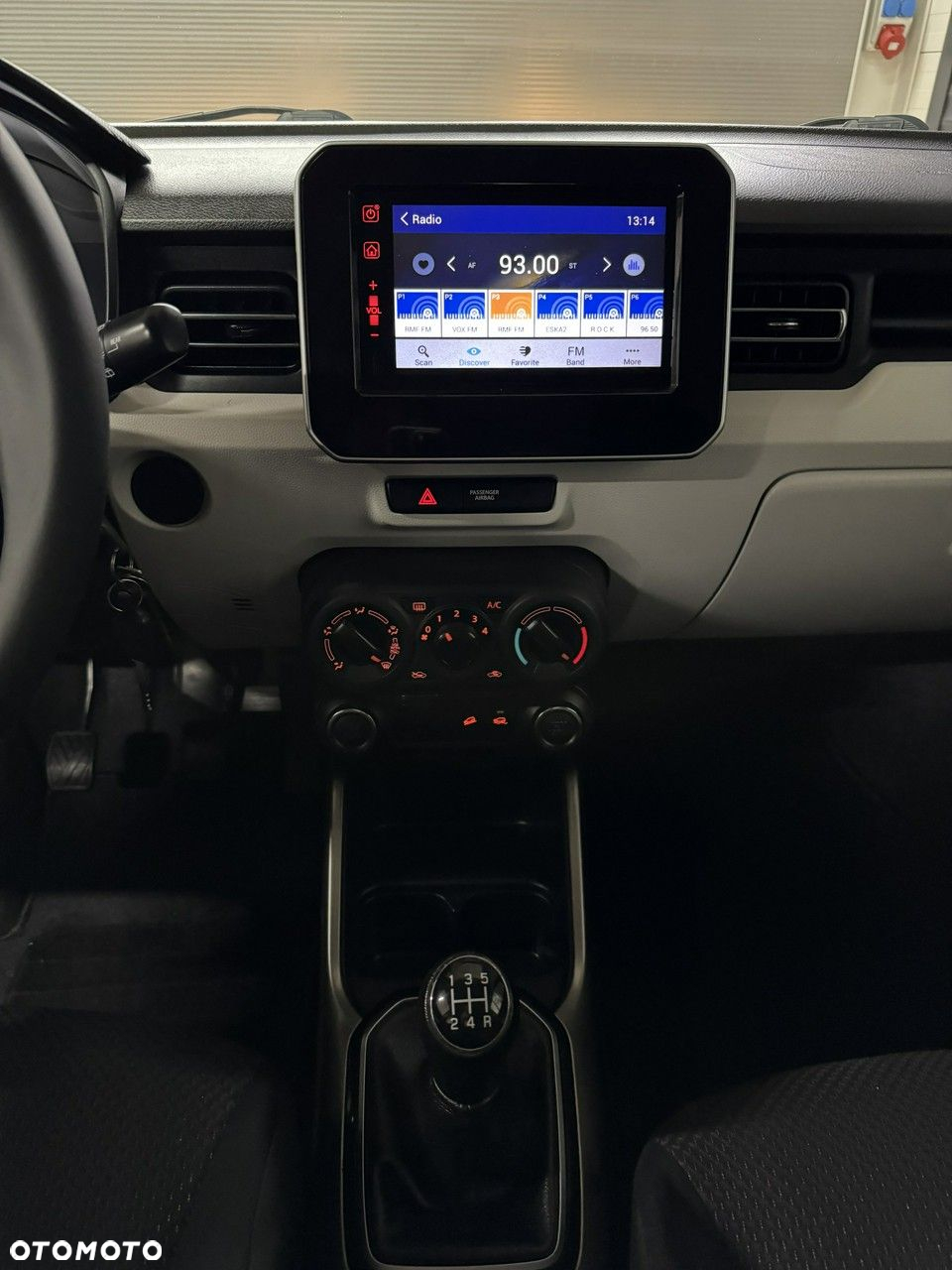 Suzuki Ignis - 24