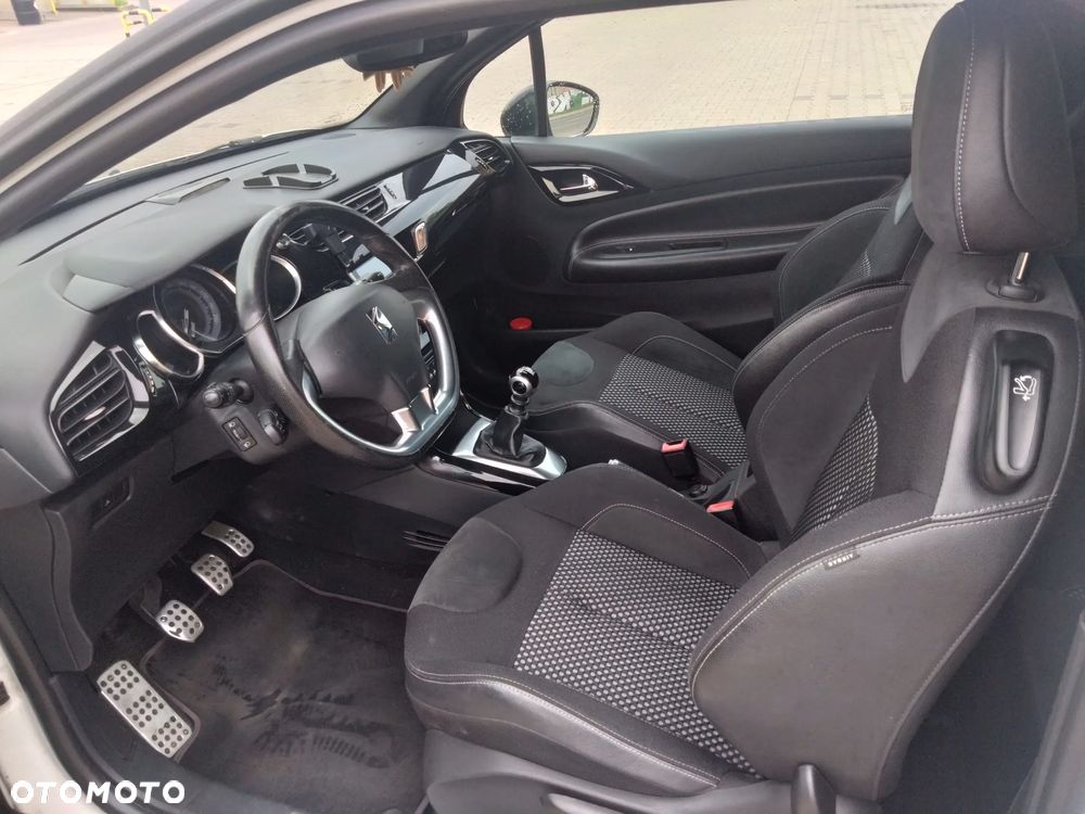 Citroën DS3 1.6 THP SportChic - 6