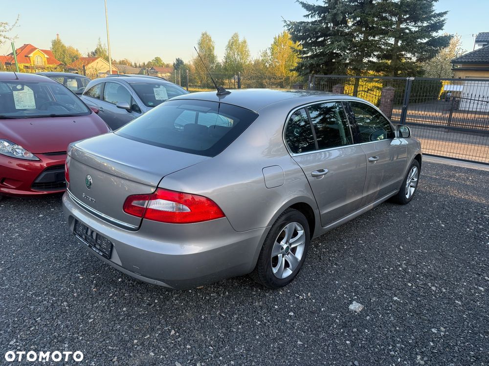 Skoda Superb 1.4 TSI Exclusive - 7
