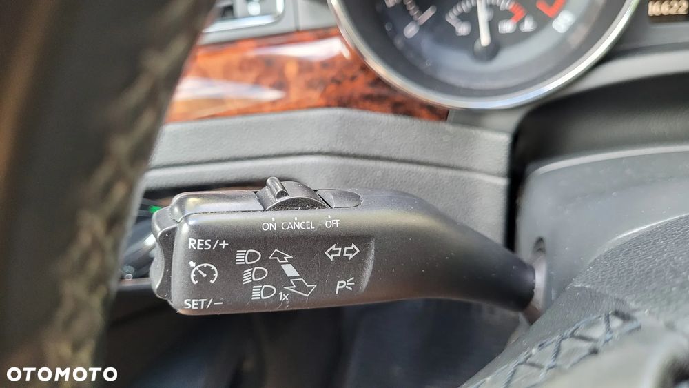Skoda Superb 2.0 TDI Elegance - 10