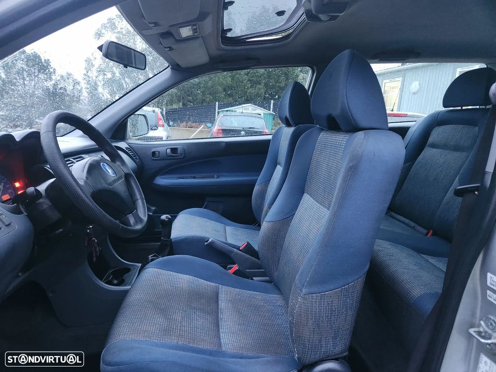 Honda HR-V 1.6 LS - 13