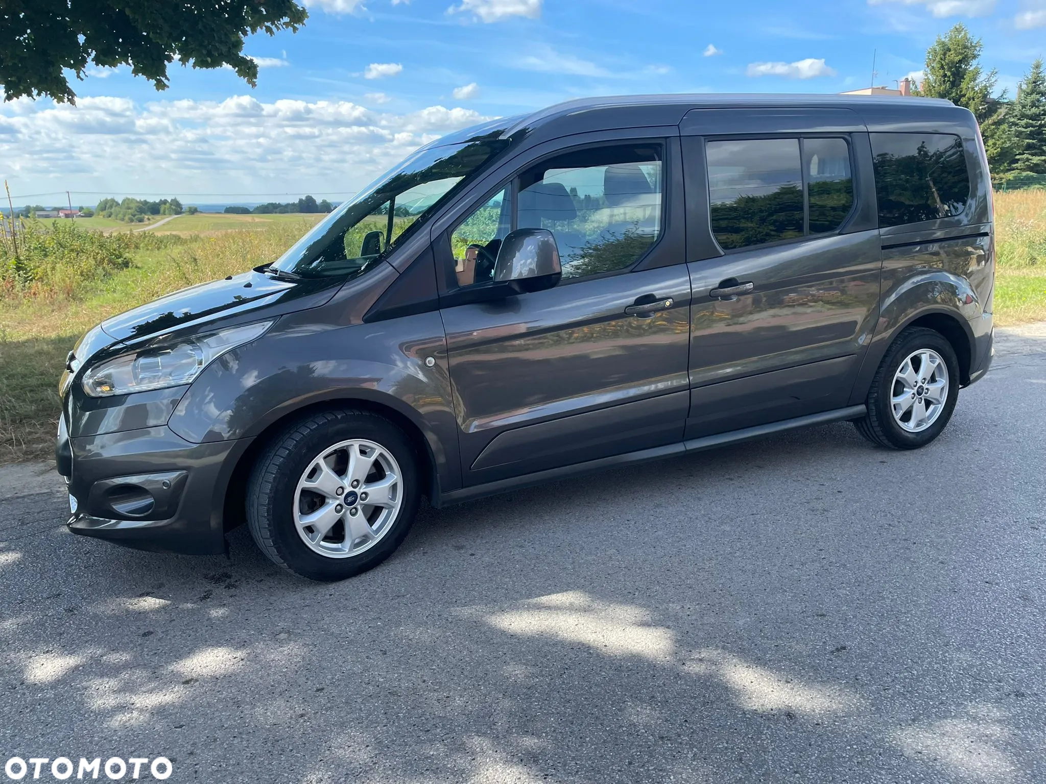 Ford Tourneo Connect Grand 1.5 TDCi Start/Stop Titanium - 3