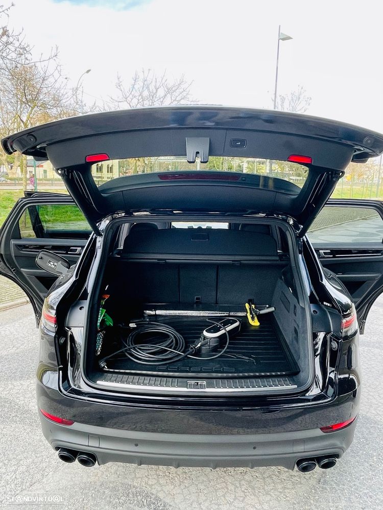 Porsche Cayenne - 7