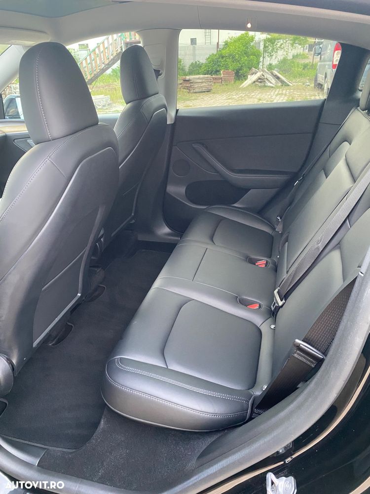 Tesla Model Y RWD - 15