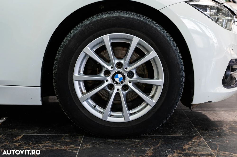 BMW Seria 3 318d Aut. - 9