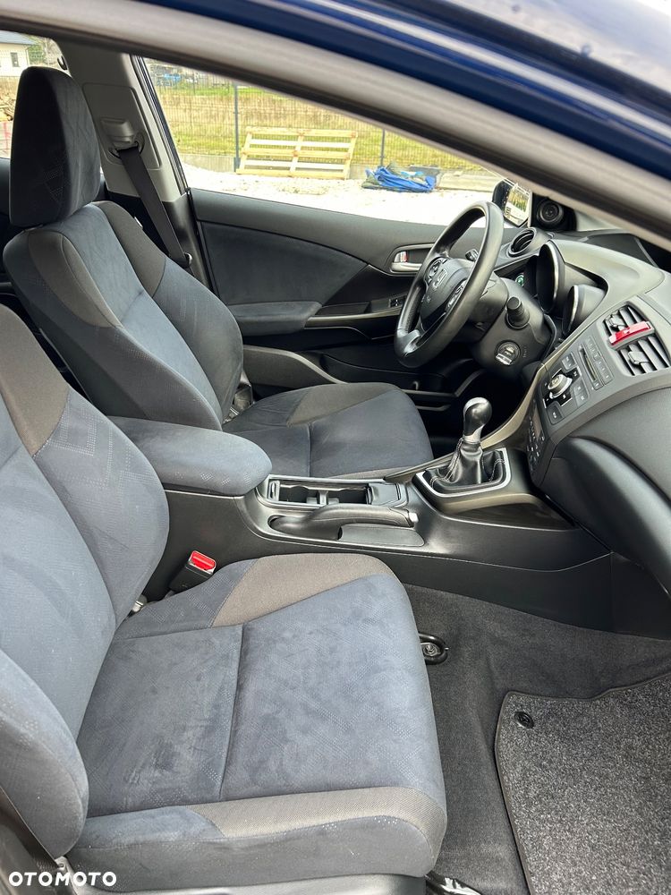 Honda Civic 1.8 i-VTEC Sport - 21