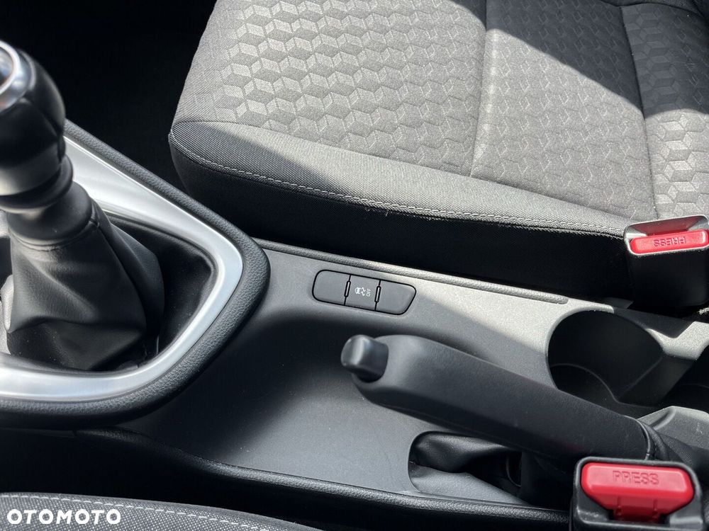 Toyota Yaris - 15