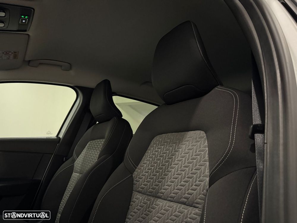 Renault Clio 1.0 TCe Evolution Bi-Fuel - 29