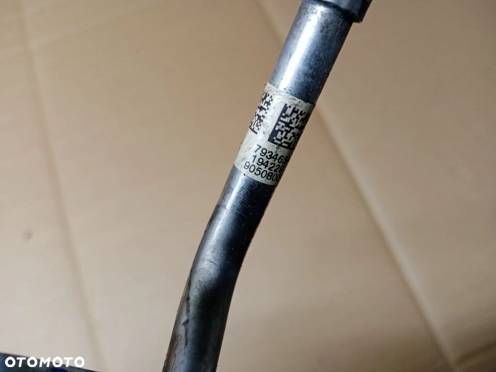 Przewód rurka smarująca dopływu oleju olejowa turbiny BMW M5 G30 F90 4.4 7934654 - 3