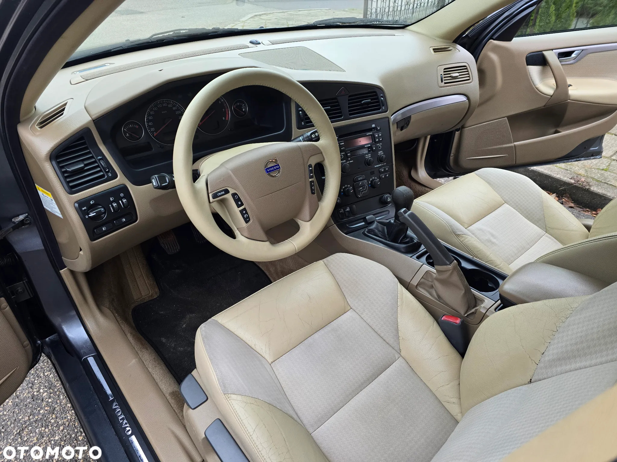 Volvo V70 2.5 T Kinetic - 24