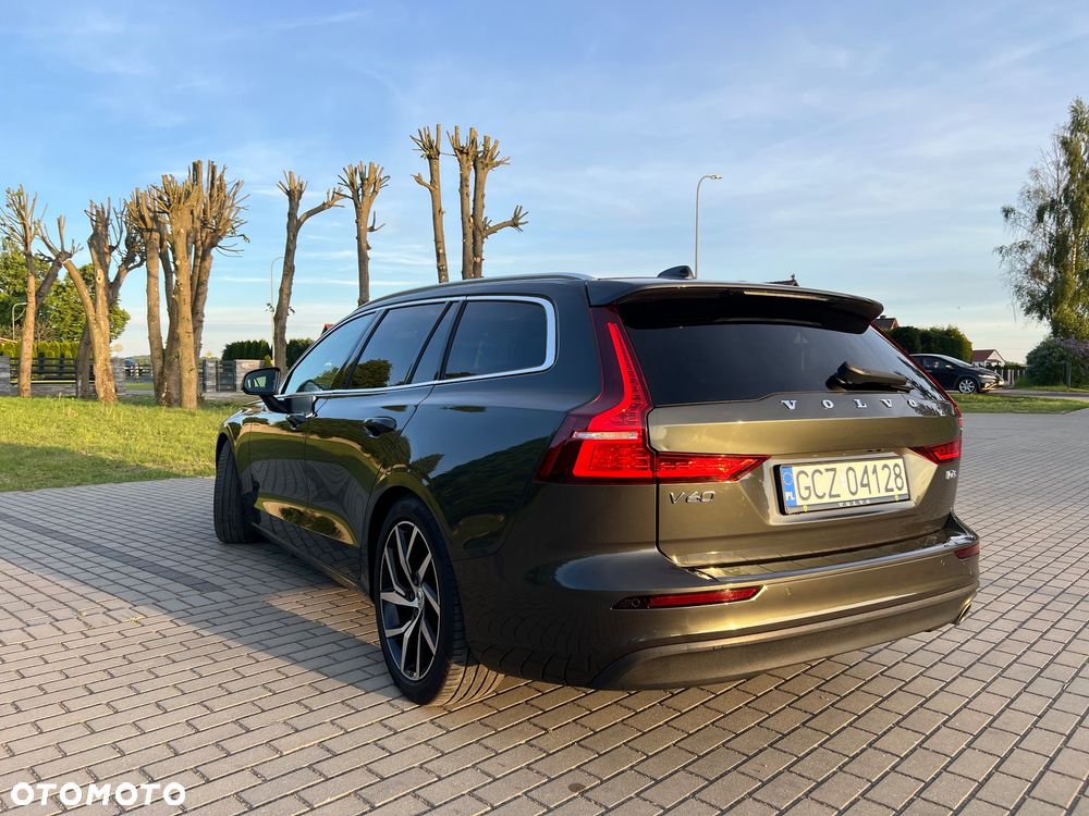 Volvo V60 D3 Momentum Pro - 19