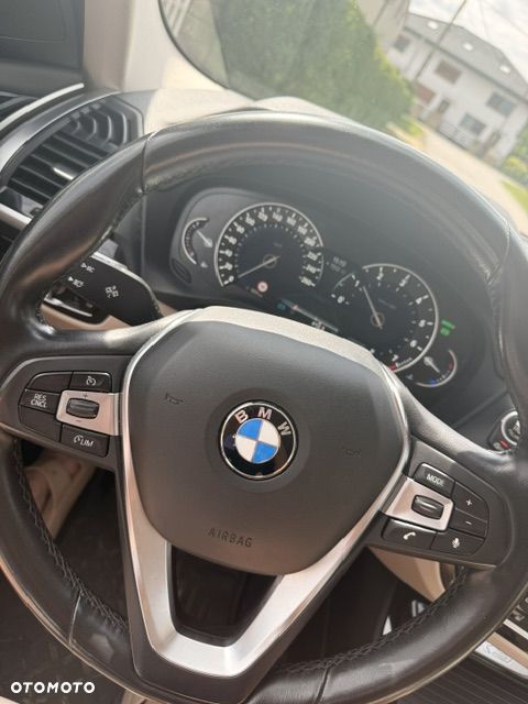 BMW X3 xDrive20i xLine - 11