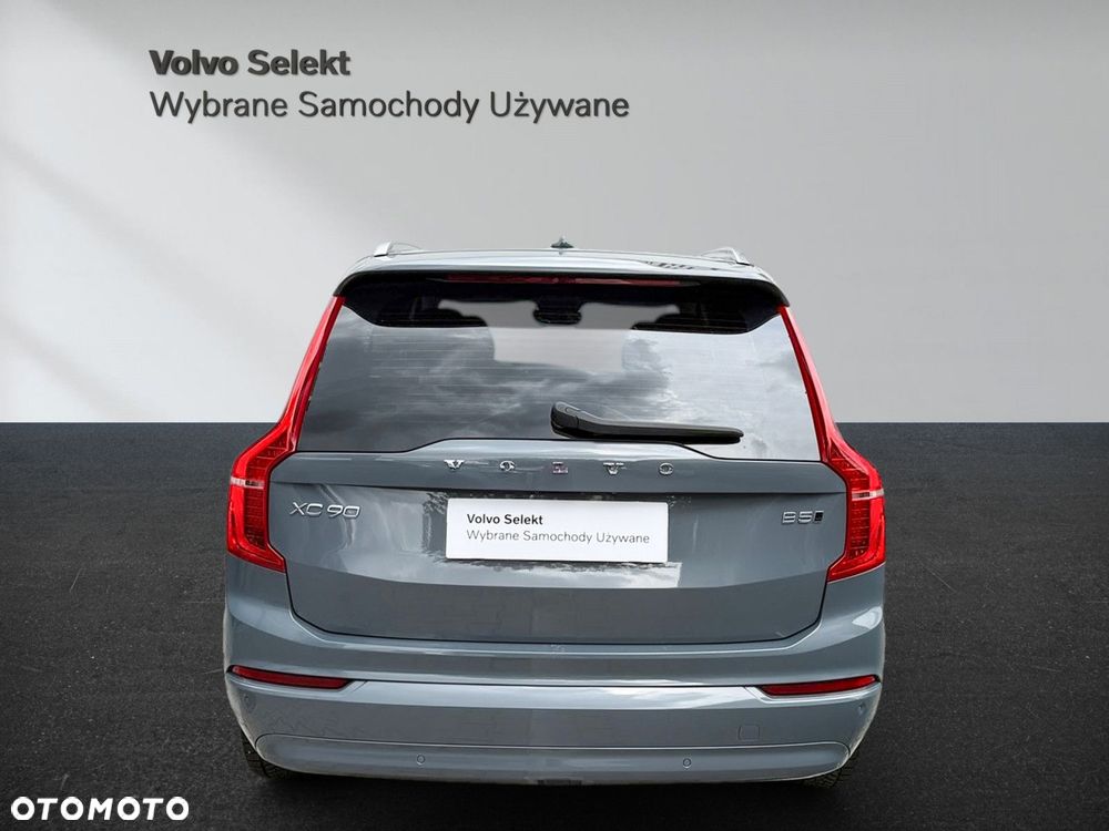 Volvo XC 90 - 8