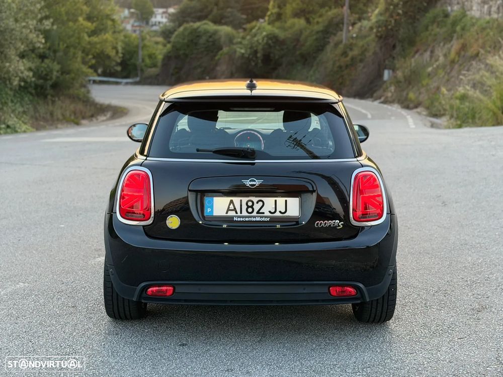 MINI 3 Portas Cooper SE Premium Essential - 15