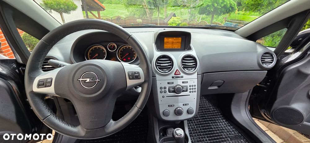 Opel Corsa 1.4 16V Enjoy - 13