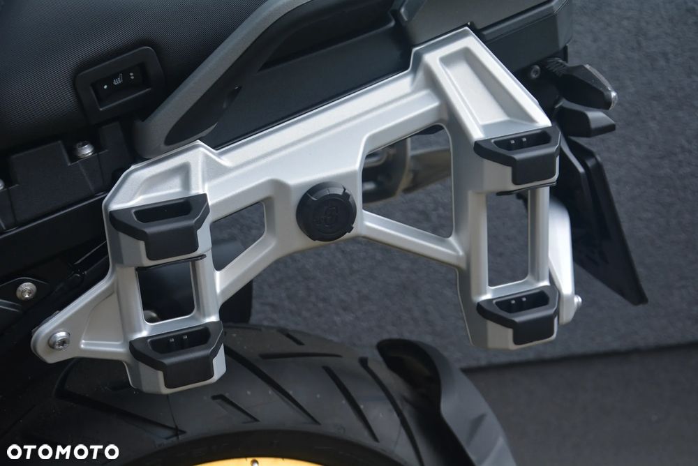 BMW GS - 25