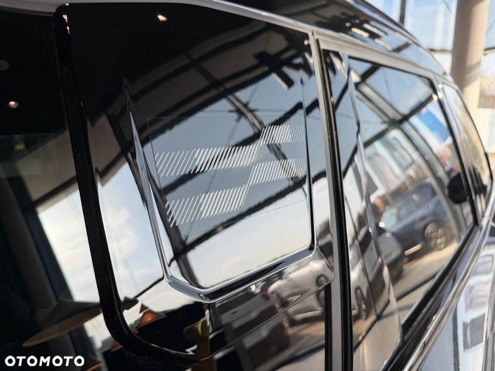 MINI Countryman C John Cooper Works Trim - 25